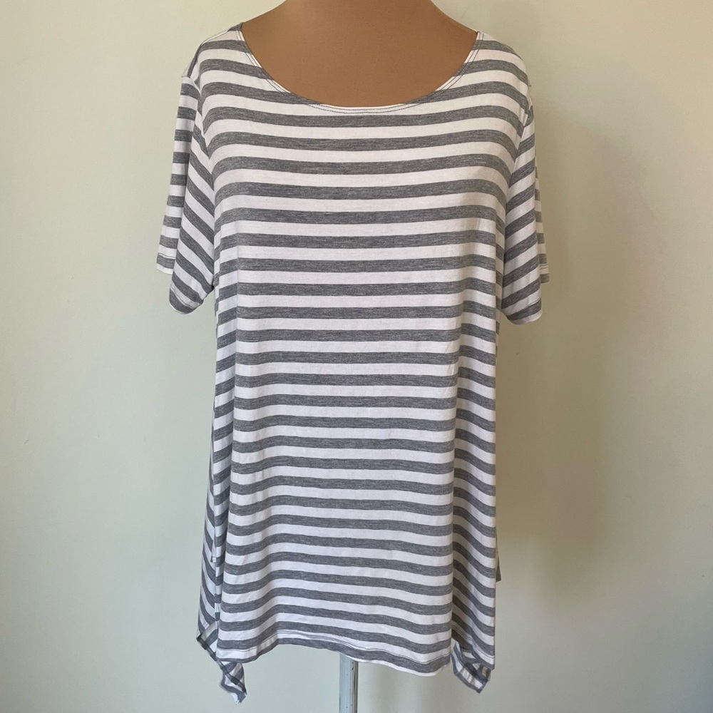 Comfy USA Lagenlook Modal Blend Striped Short Sleeve Asymmetric Hem Top EUC Sz M